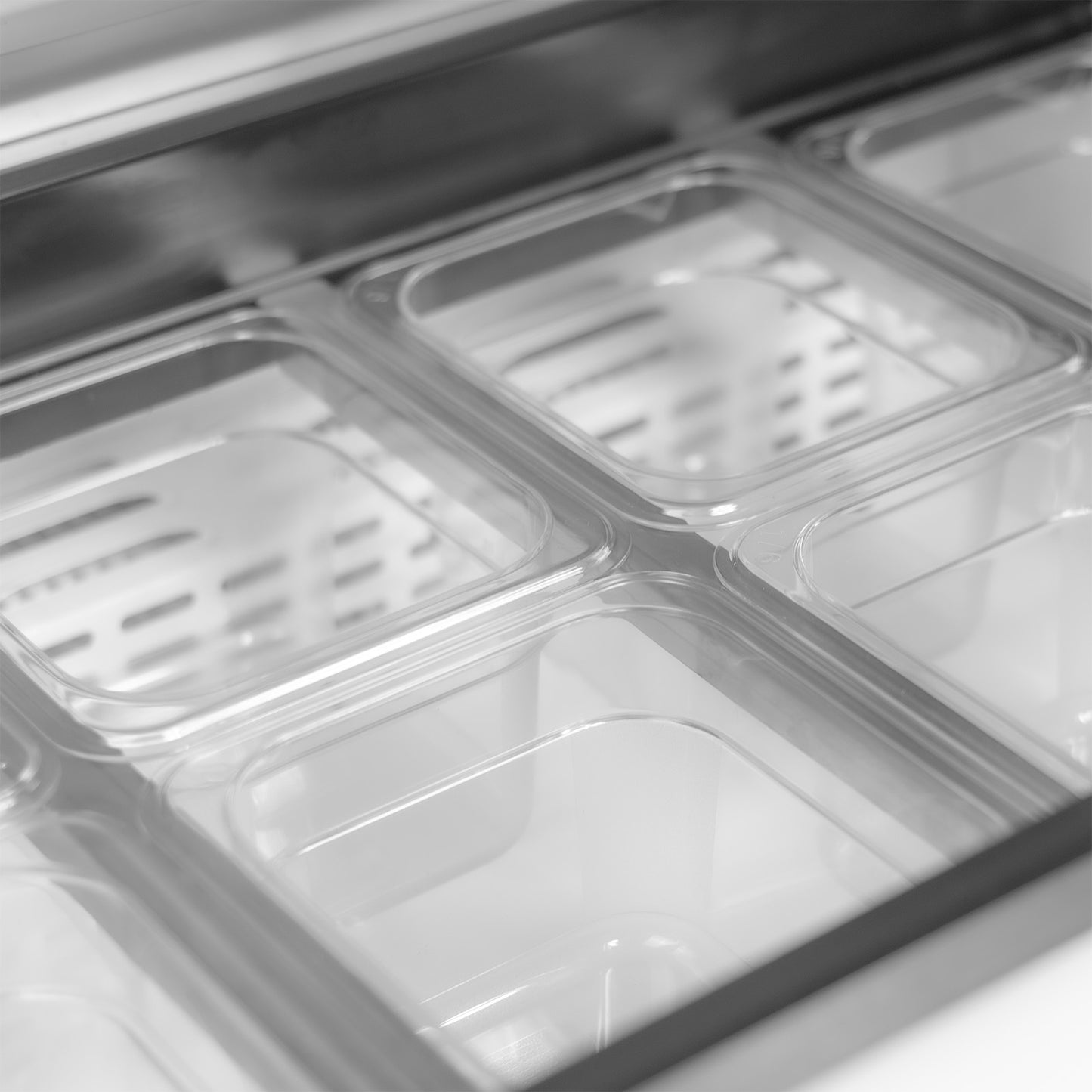 Mesa Refrigerada Comercial para Preparación Rhino Mersal27 6.9pies 8 Insertos Rango Temp. 0 a 4 grados