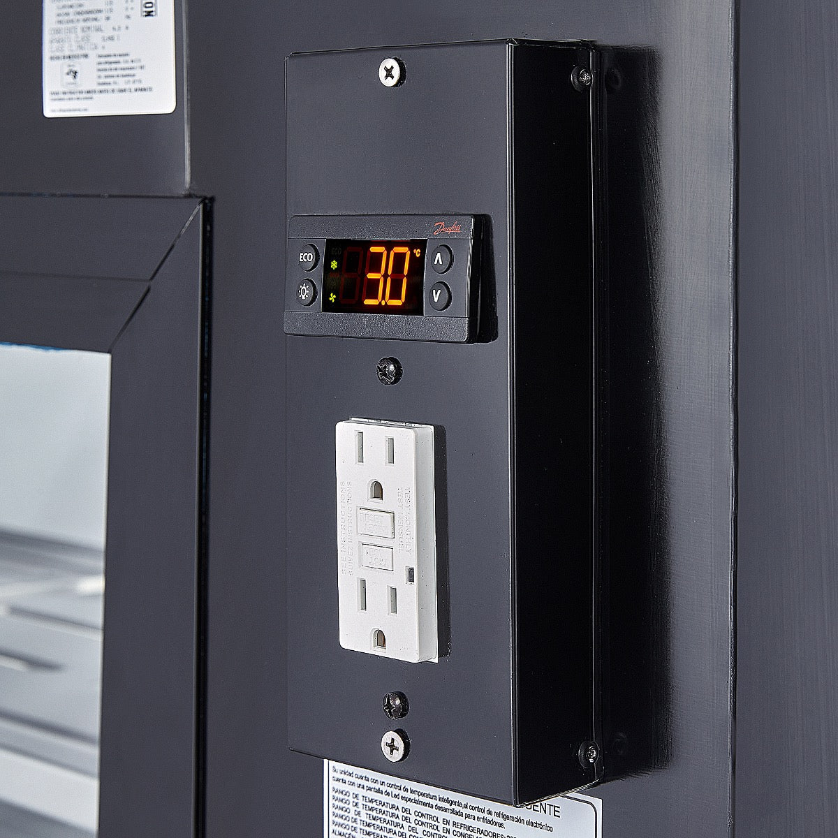Vitrina Refrigerada Carnicera Torrey TEM200C Rango de Temperatura de - 5° a 0°C