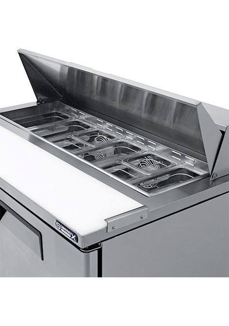 Mesa refrigerada para preparar sandwiches y ensaladas 8 INSERTOS DE 1/3 Cap. 16 ft³